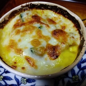 簡単✨おつまみにぴったり❣新玉ねぎの明太チーズ焼き